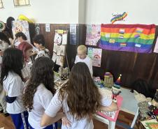 estudantes em práticas pedagógicas de Espanhol