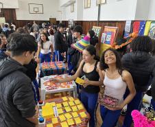 estudantes em práticas pedagógicas de Espanhol