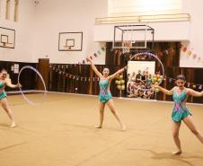 Ginastas do CEP na apresentação do Ginástica de Gala