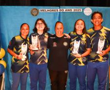 Estudantes atletas do CEP recebem homenagem