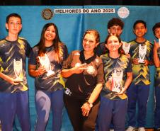 Estudantes atletas do CEP recebem homenagem