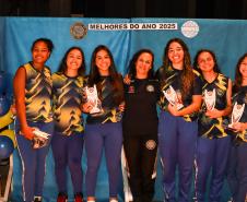 Estudantes atletas do CEP recebem homenagem