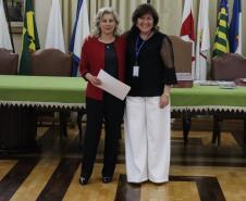 Entrega dos livros do Sedução Poética 2025