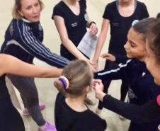 De 17 a 19 de maio, algumas atletas da Ginástica Rítmica do Colégio Estadual do Paraná (CEP) participaram de um curso de nível internacional, ministrado pela treinadora Ivanka Vidolova, da Bulgária, no Ginásio de Esporte e Lazer Max Rosenmann, em São José dos Pinhais na Região Metropolitana de Curitiba.