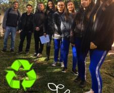 Nesta Semana do Meio Ambiente, um grupo de estudantes se reuniu, nesta terça-feira (2), com técnicos do Departamento Nacional de Infraestrutura Terrestre (DENIT), para avaliar o espaço onde será construída uma horta estudantil no Colégio Estadual Amâncio Moro (CEP-Amâncio), no Jardim Social.
