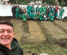 Além da horta no CEP-Tiradentes, as atividades também acontecem no CEP-Amâncio, onde os canteiros acabaram de ser construídos e já estão prontos para receber as mudas que serão plantadas pelos estudantes envolvidos neste projeto ambiental.
