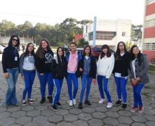 Estudantes formam equipes para participar de ações que aumentam a consciência sobre a necessidade de proteção dos recursos naturais do planeta.