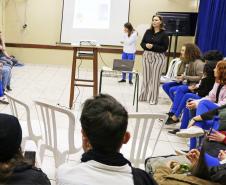 Os estudantes do 3° ano do Curso de Técnico em Teatro participaram, na quarta-feira (7), de uma atividade especial que busca promover mais educação inclusiva no Colégio Estadual do Paraná (CEP). 