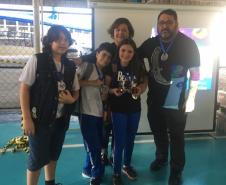 Os estudantes da Robótica do Colégio Estadual do Paraná (CEP) conquistou, no sábado (10), a segunda colocação geral – nível 1 – na Fase Regional da Olimpíada Brasileira de Robótica (OBR/2019), realizada em Curitiba. Eles formam a equipe “Amebinhas” do 6° ano do Ensino Fundamental.