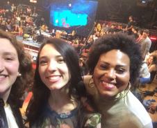Na terça-feira (3), na capital de São Paulo, foi a vez da professora Raquel Mastey, na condição de pesquisadora de teatro, ministrar uma palestra com atividades em Oficina de Simulação Médica, em um evento promovido para os pesquisadores de teatro com nível de mestrado e doutorado da Universidade de São Paulo (USP).