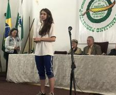 As estudantes do Colégio Estadual do Paraná (CEP) encantaram 35 poetas que estavam presentes no evento solene de declamações, organizado no Centro de Letras do Paraná (CLP). As declamações foram feitas pelas alunas: Alana Cristina Santos (9°B); Rafaela de Lima (9°B); Camila de Oliveira (9°B); Júlia Medeiros (9°B); Júlia Nascimento (9°B); Giulia Sabino (9°B); Isabelle da Silva (8°C); e Martina Gabriella Krieger (2°TT).