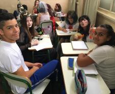Em algumas unidades de atendimento do Colégio Estadual do Paraná (CEP), os estudantes fantasiados comemoraram o “Dia das Bruxas” na tradicional festa do Halloween, celebrada em diversos países nesta quinta-feira (31).