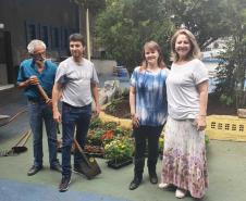 Com objetivos de tornar o paisagismo da escola ainda mais bonito e, principalmente, preservar a vida das abelhas, consideradas os mais importantes agentes polinizadores do meio ambiente, na última sexta-feira (8) foi inaugurado o “Jardim da Vida” no Colégio Estadual Tiradentes (CEP-Tiradentes).