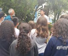 Com objetivos de tornar o paisagismo da escola ainda mais bonito e, principalmente, preservar a vida das abelhas, consideradas os mais importantes agentes polinizadores do meio ambiente, na última sexta-feira (8) foi inaugurado o “Jardim da Vida” no Colégio Estadual Tiradentes (CEP-Tiradentes).