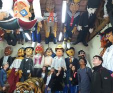 Os estudantes Samuel Prado dos Santos e Michele Carvalho de Souza, autores na produção literária da primeira Revista do CEP em Quadrinhos, estiveram na 24a edição da Feira Municipal do Livro (Femuli), realizada em São José dos Pinhais na Região Metropolitana de Curitiba. Na última sexta-feira (8), eles foram ao evento para falar com os espectadores e visitantes da feira sobre suas experiências no processo de desenvolvimento do roteiro e das ilustrações incluídas na obra em HQ