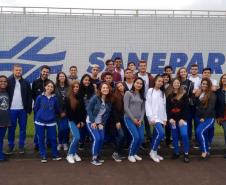 neste semestre, os estudantes dos 4° anos do Técnico em Edificação Integrado com o Ensino Médio visitaram uma das estações de tratamento de água da Companhia de Saneamento do Paraná (Sanepar). Acompanhados pela professora Maria Renata Lopes, da disciplina de Controle e Proteção Ambiental, eles estiveram na estação de Miringuava, localizada no município metropolitano de São José dos Pinhais.