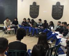 A vida e as obras de Machado de Assis estão em destaque no projeto “Machado 180”, que comemora o aniversário do grande escritor brasileiro. A ação traduz parte do seu importante legado literário para a linguagem do cinema, do teatro e das artes visuais, além de promover o debate crítico de seus romances mais conhecidos no mundo.