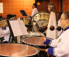 Apresentação da banda Sinfônica Bento Mossurunga no Instituto de Educação do Paraná