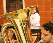 Apresentação da banda Sinfônica Bento Mossurunga no Instituto de Educação do Paraná