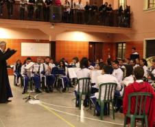 Apresentação da banda Sinfônica Bento Mossurunga no Instituto de Educação do Paraná