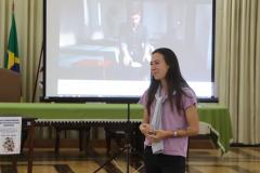 Graduandas em Psicologia em debate com os estudantes do ensino médio noturno