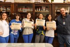 Estudantes recebem certificado