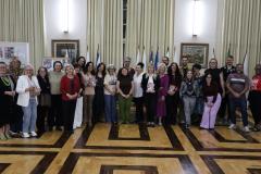 Entrega dos livros do Sedução Poética 2025