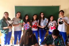 Os estudantes dos 1° anos do Ensino Médio acabaram de montar uma exposição de “Toy Art” (brinquedos de arte) no Colégio Estadual Amâncio Moro (CEP-Amâncio). Eles concluíram a fabricação de quase 100 bonecos.