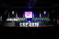 Estudantes do Colégio Estadual do Paraná (CEP), que concluíram a última etapa da formação em Cursos Técnicos Subsequentes do Ensino Profissional, participaram na quinta-feira (5) da cerimônia de Colação de Grau realizada no Teatro Marista Santa Maria, em Curitiba.