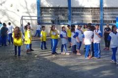 No (CEP-Tiradentes), os estudantes dos 6°s anos do Ensino Fundamental já entraram na brincadeira das gincanas do Colégio Estadual do Paraná (CEP). Eles estão participando do Gincacep, uma ação promovida pelos professores da Educação Física, que envolve os estudantes em provas esportivas, recreativas, culturais e artísticas.