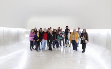 agentes educacionais em visita ao Museu Oscar Niemeyer