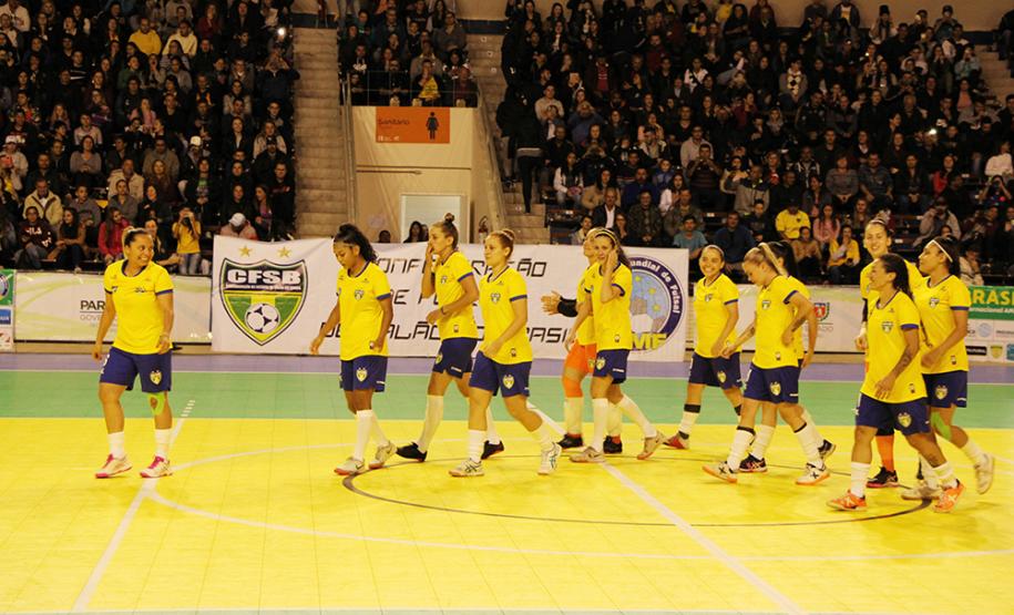 Com Danny Quadros, Seleção Brasileira de Futsal AMF vence a Colômbia no Tarumã