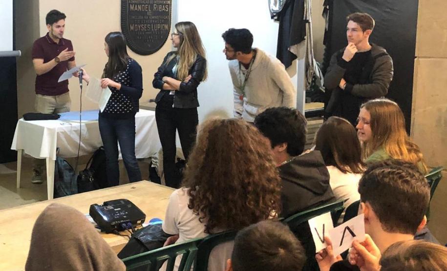 Pertencimento e memória são cultivados no Encontro de Contadores de Histórias