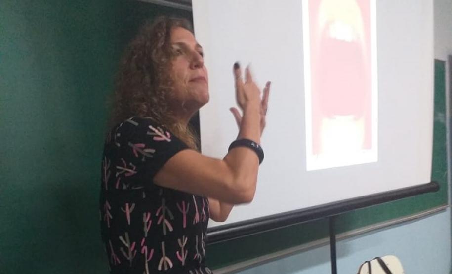 O encontro, promovido no CEP-Zacarias, contou com a presença da professora Stela Fischer