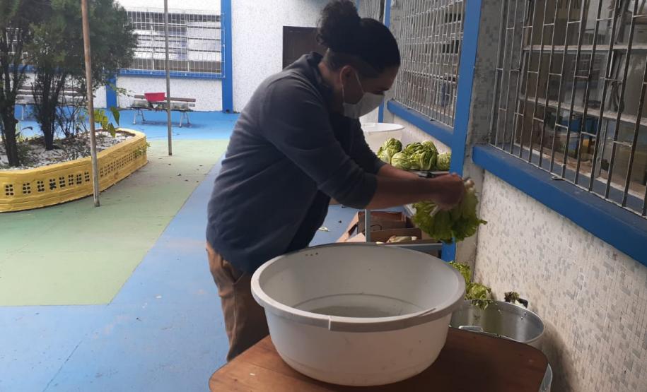 O repasse está sendo realizado na unidade Tiradentes (CEP-Tiradentes), que fica ao lado do prédio histórico do CEP, na região central da cidade.