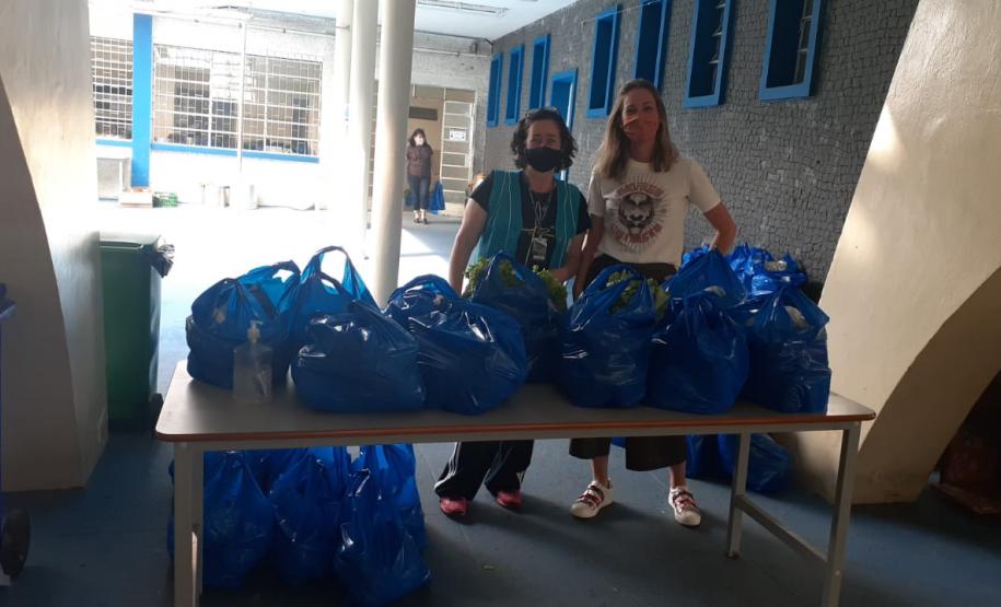 O repasse está sendo realizado na unidade Tiradentes (CEP-Tiradentes), que fica ao lado do prédio histórico do CEP, na região central da cidade.