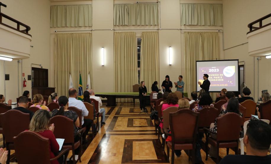 reuniao_maes_pais_1_de_marco