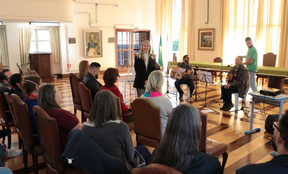 dia_do_pedagogo_e_da_pedagoga_escolinha_de_arte