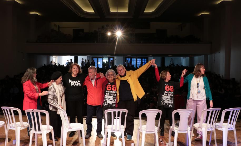 encontro_historia_centro_de_memoria_geracao_68