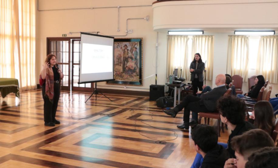 isabel_owen_16ago2023