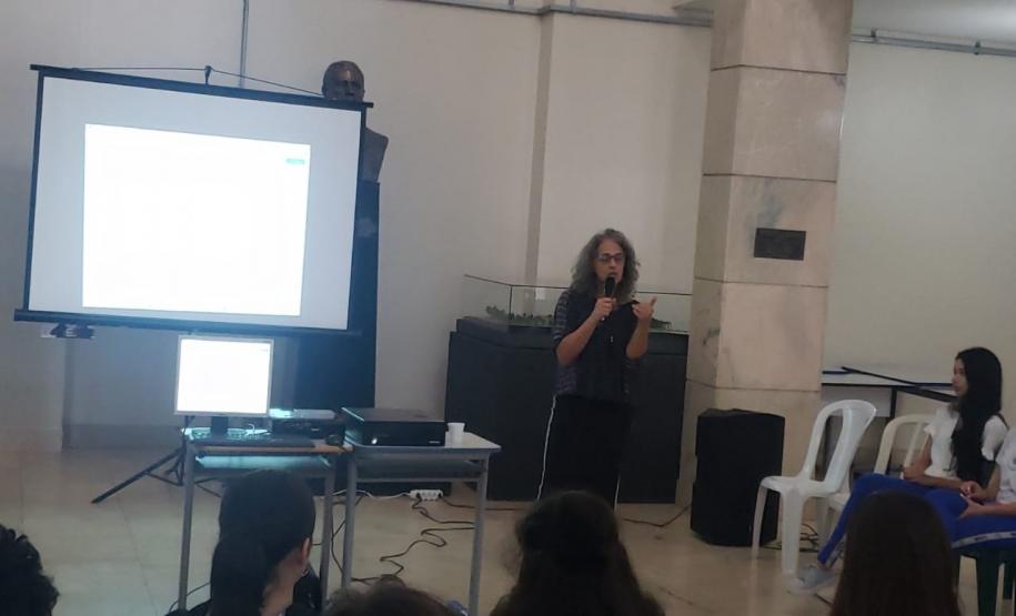 Dancep_Conversa_Professora_Titi