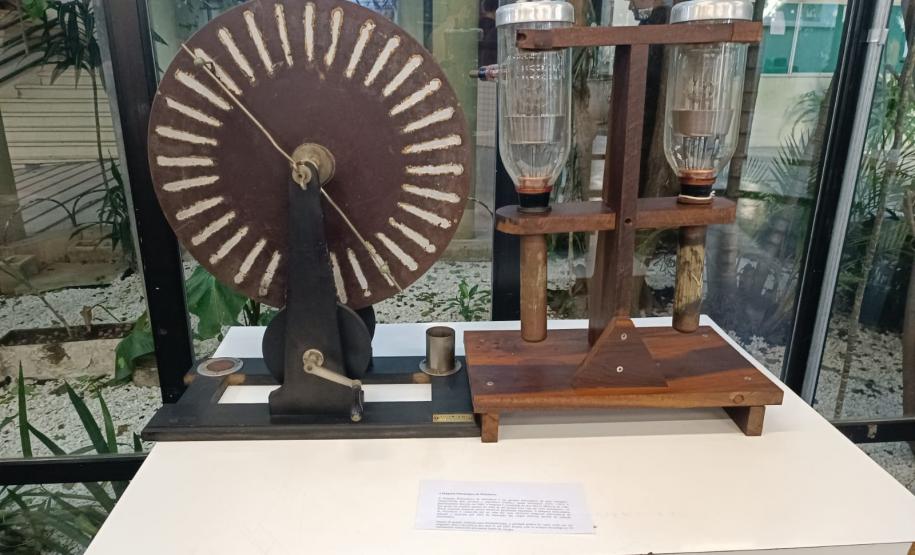 Física_UTFPR_Centro_de_Memoria