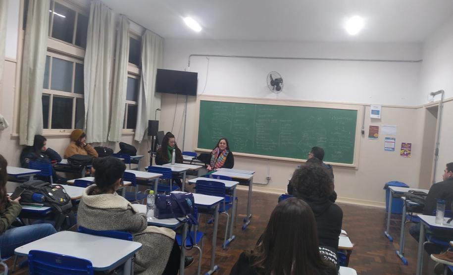 chordata_palestra_Juliane_e_Celine_PAV