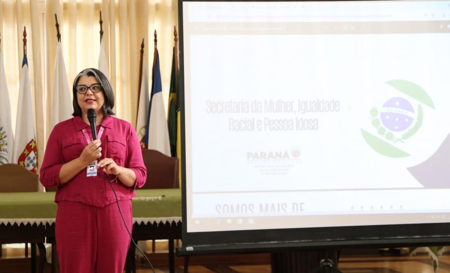 palestra_diretora_Mariana_Neris_Secretaria_da_Mulher