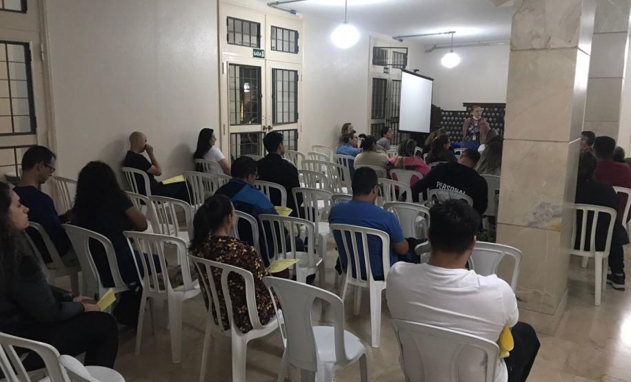 reuniao_pais_noturno