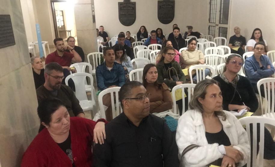 reuniao_pais_noturno