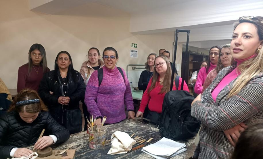 profissionais_educacao_rede_municipal_Curitiba_visitam_CEP_2024