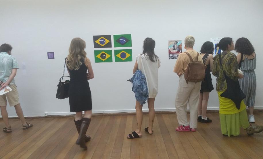 exposicao_continuamos_UFPR_educacao_profissional