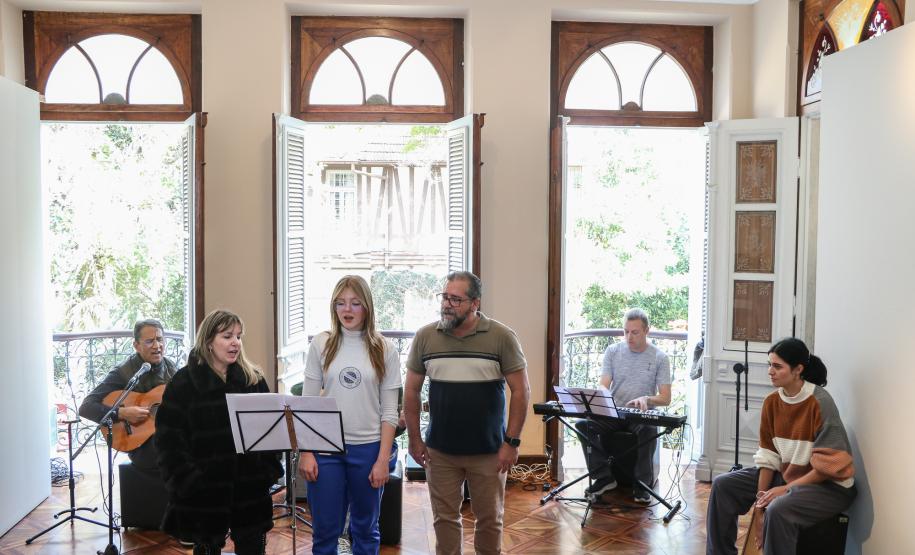 exposicao_escolinha_de_arte_palacete_dos_leoes_2024