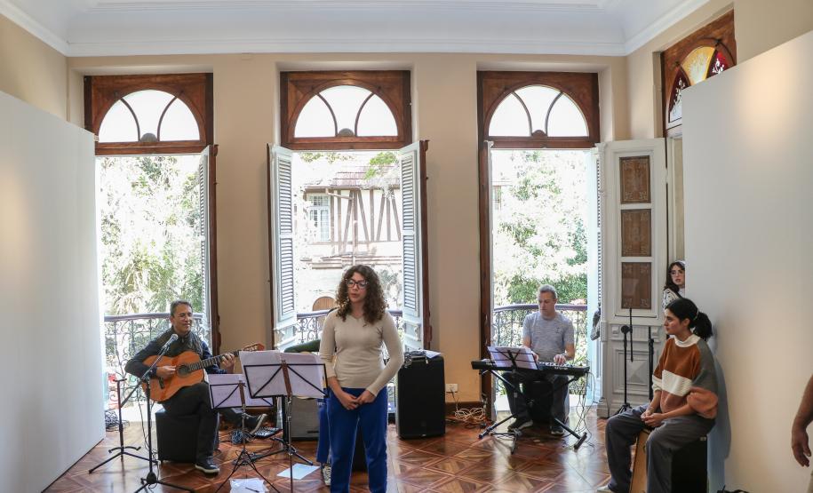 exposicao_escolinha_de_arte_palacete_dos_leoes_2024